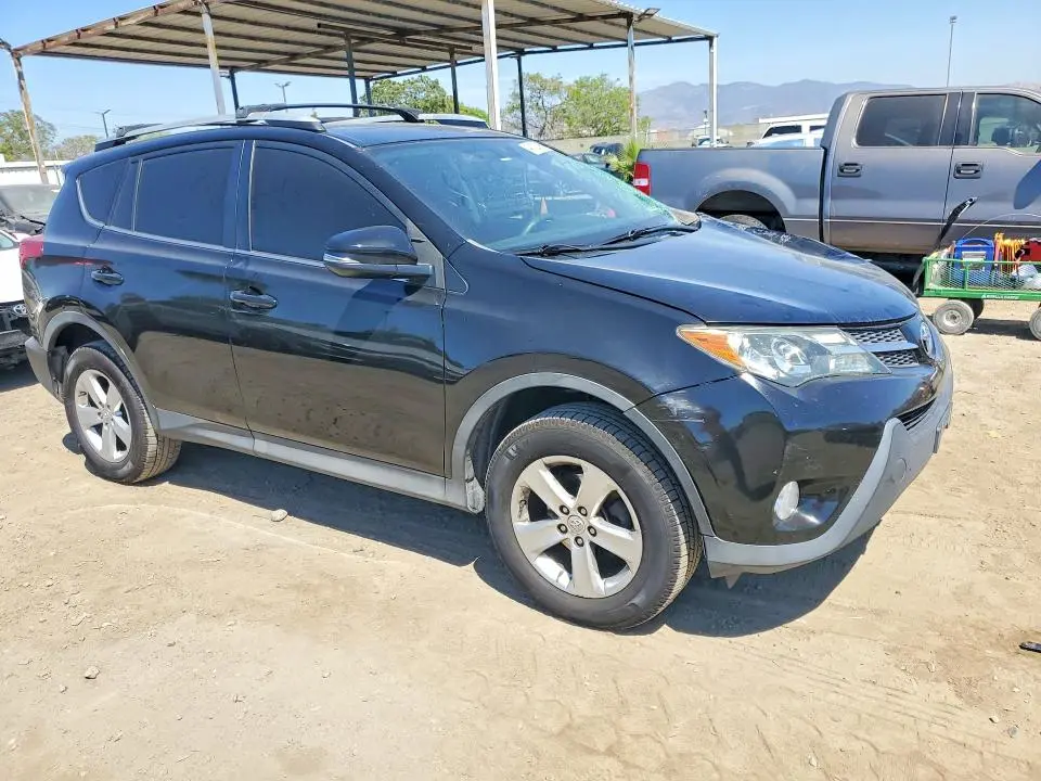 2014 TOYOTA RAV4 XLE  