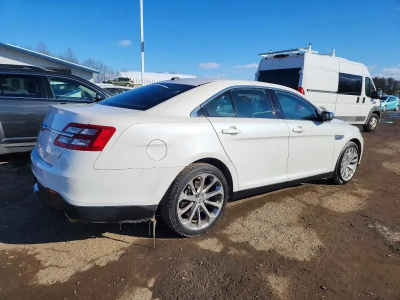 2015 FORD TAURUS LIMITED  