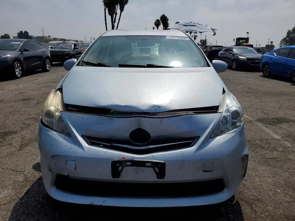 2014 TOYOTA PRIUS V TWO  