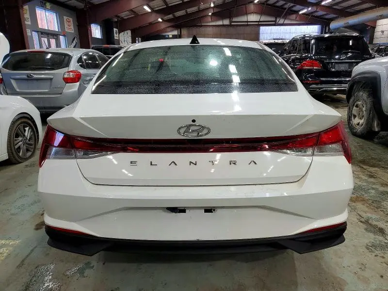 2021 HYUNDAI ELANTRA SEL  