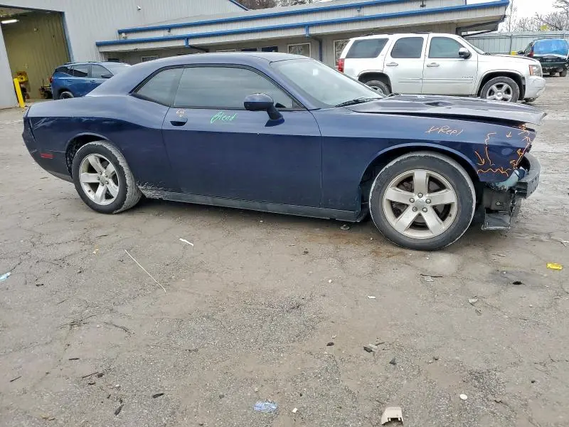 2014 DODGE CHALLENGER SXT  