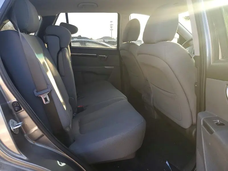 2011 HYUNDAI SANTA FE GLS  