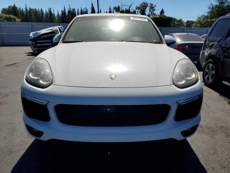2018 PORSCHE CAYENNE   