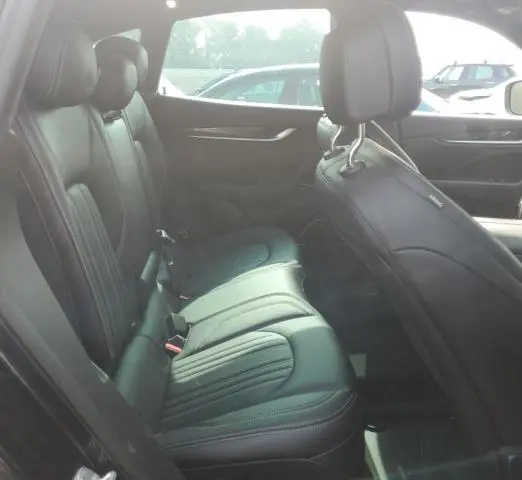 2017 MASERATI LEVANTE S SPORT  