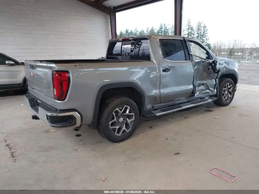 2025 GMC SIERRA 1500 4WD  SHORT BOX SLT