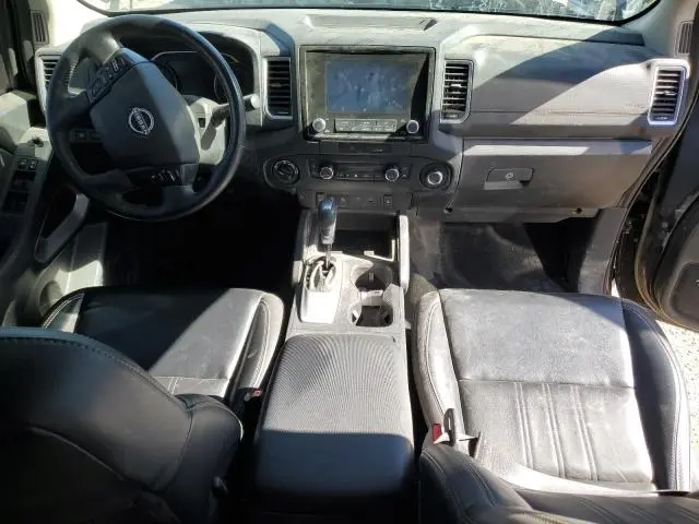 2022 NISSAN FRONTIER S  