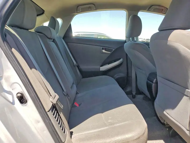 2013 TOYOTA PRIUS THREE  