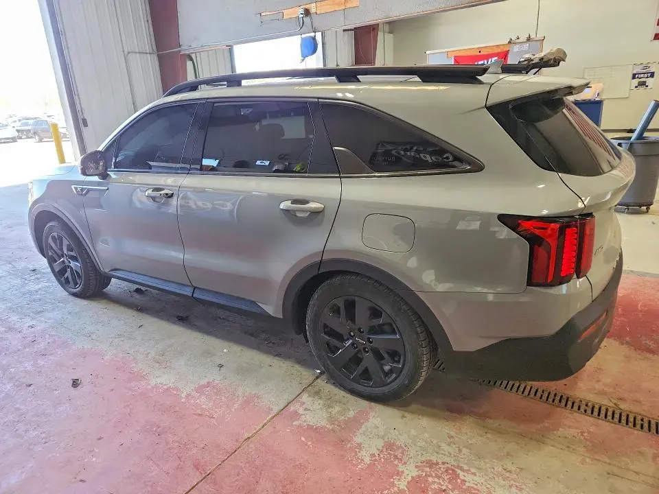 2022 KIA SORENTO S  