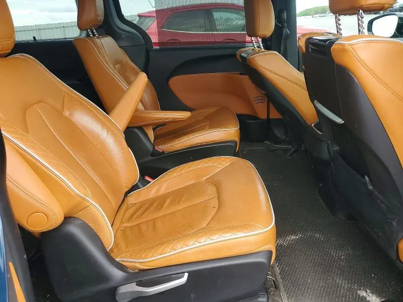 2023 CHRYSLER PACIFICA HYBRID PINNACLE  