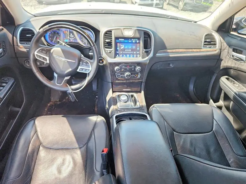 2017 CHRYSLER 300C   