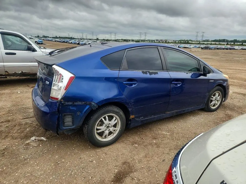 2010 TOYOTA PRIUS II  