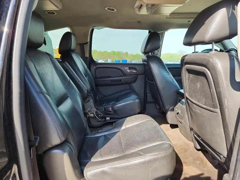 2013 CHEVROLET SUBURBAN K1500 LTZ  