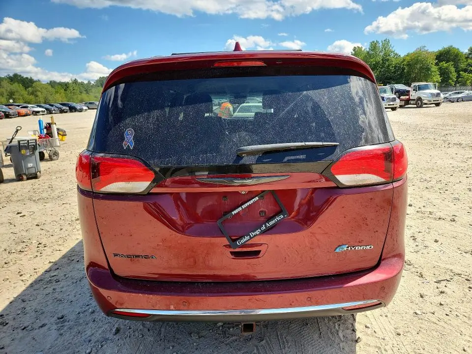 2019 CHRYSLER PACIFICA HYBRID LIMITED  