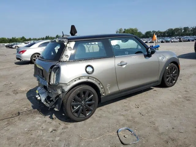 2017 MINI COOPER S  