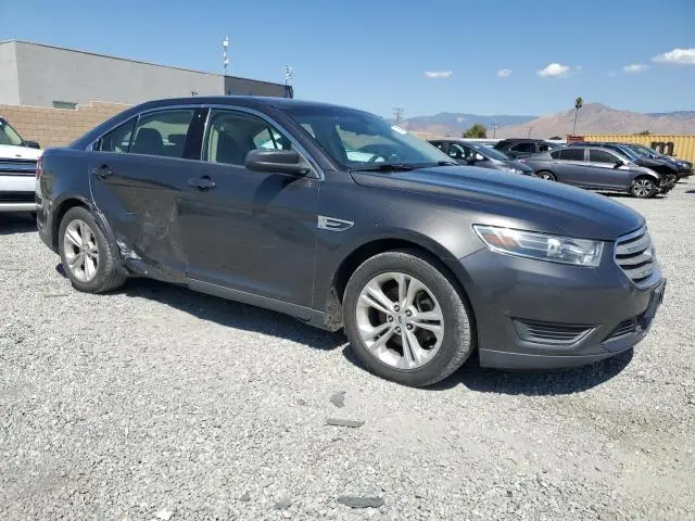 2018 FORD TAURUS SE  
