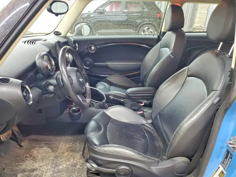 2012 MINI COOPER S  