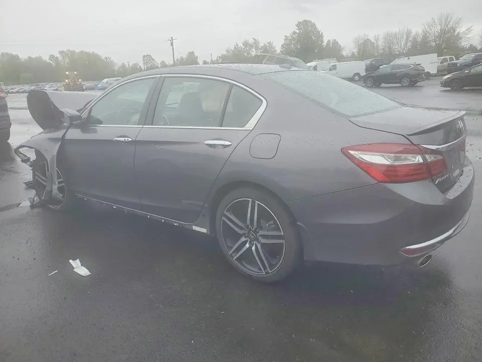 2017 HONDA ACCORD TOURING  