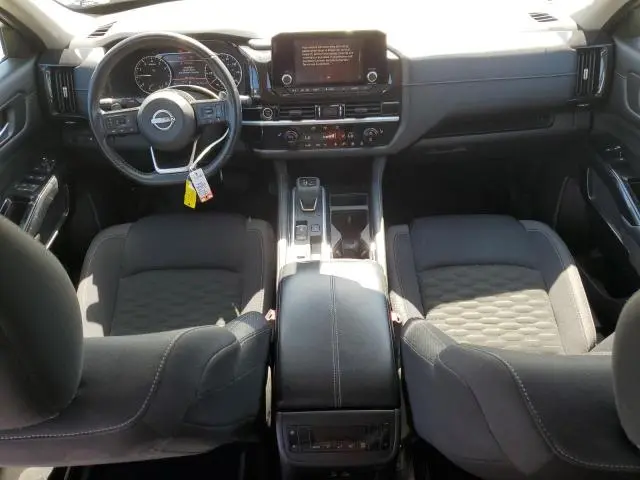 2022 NISSAN PATHFINDER SV  