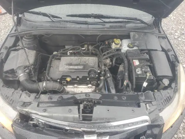 2011 CHEVROLET CRUZE LT  