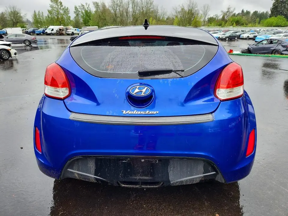 2012 HYUNDAI VELOSTER   