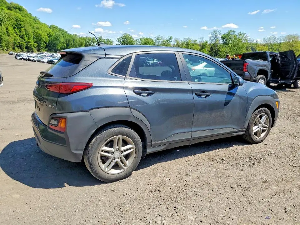 2020 HYUNDAI KONA SE  