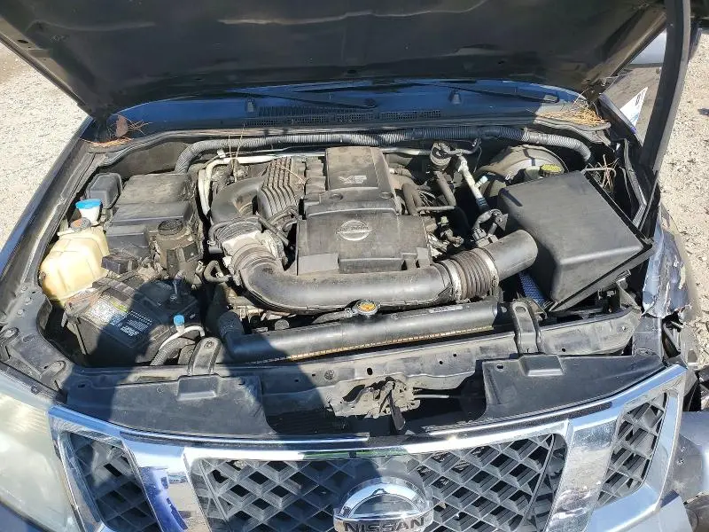 2012 NISSAN PATHFINDER S  