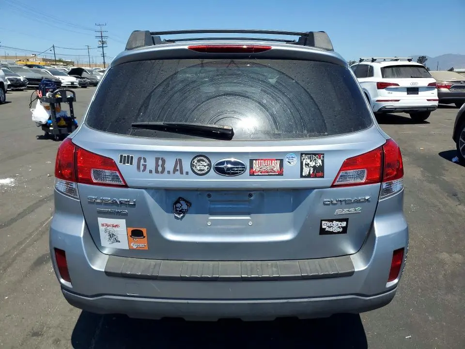 2013 SUBARU OUTBACK 2.5I PREMIUM  