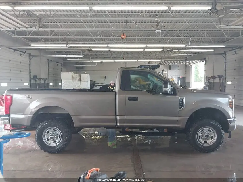 2019 FORD F-250 XL