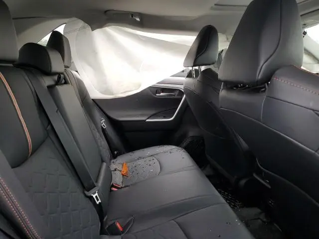 2025 TOYOTA RAV4 ADVENTURE  