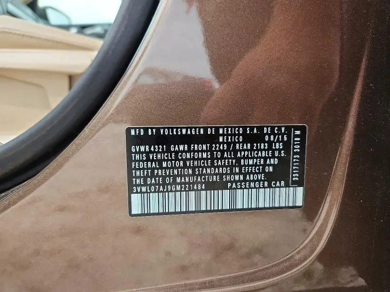 2016 VOLKSWAGEN JETTA SEL  