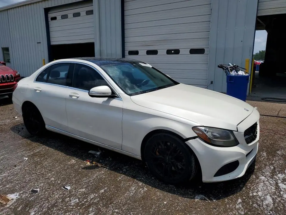 2015 MERCEDES-BENZ C 300  