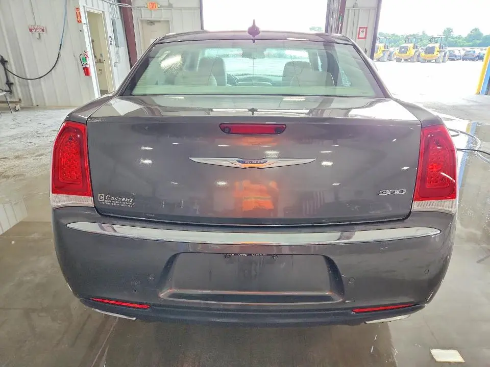 2015 CHRYSLER 300 LIMITED  