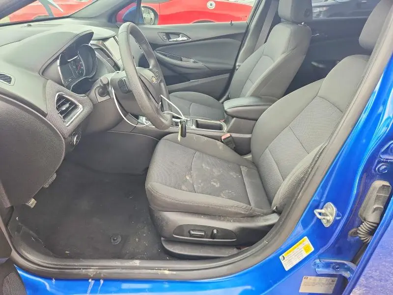 2017 CHEVROLET CRUZE LT  