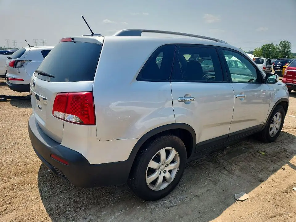 2012 KIA SORENTO LX  