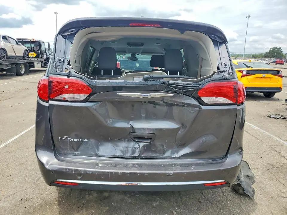 2018 CHRYSLER PACIFICA TOURING PLUS  