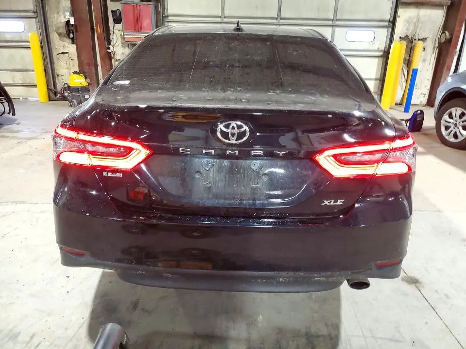 2023 TOYOTA CAMRY XLE  