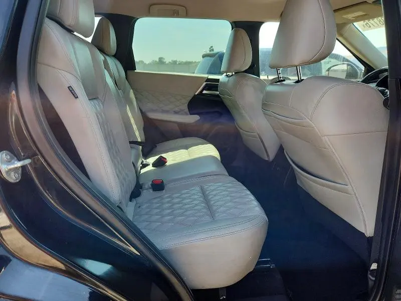 2022 MITSUBISHI OUTLANDER SEL  