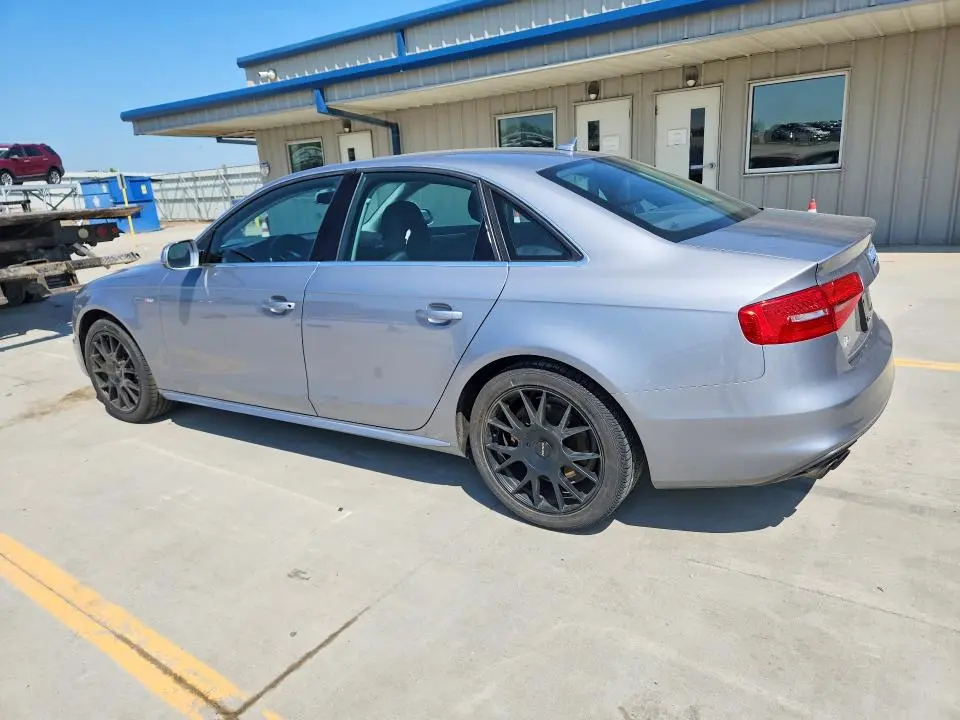 2016 AUDI A4 PREMIUM S-LINE  