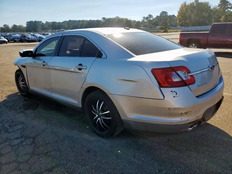 2011 FORD TAURUS SE  