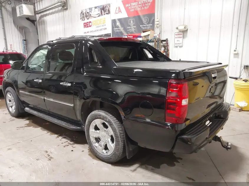 2011 CHEVROLET AVALANCHE 1500 LTZ