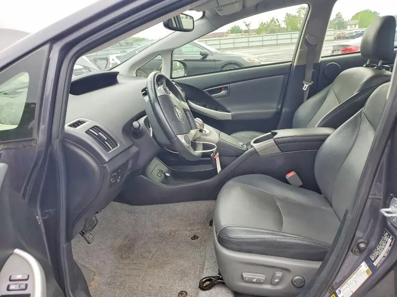 2015 TOYOTA PRIUS FIVE  