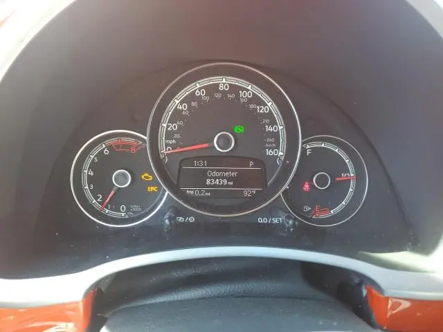 2017 VOLKSWAGEN BEETLE S/SE  