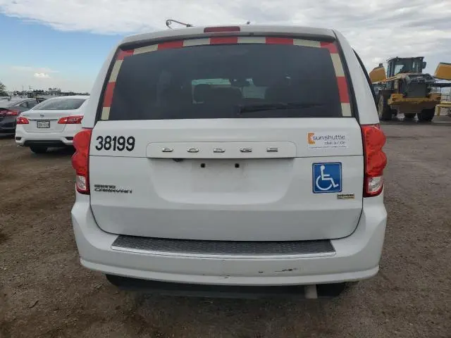 2018 DODGE GRAND CARAVAN SE  