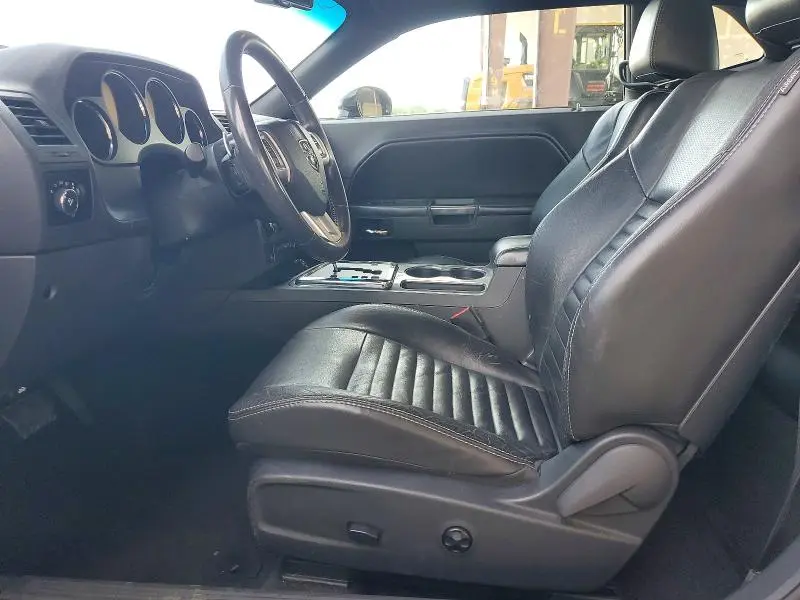 2013 DODGE CHALLENGER SXT  