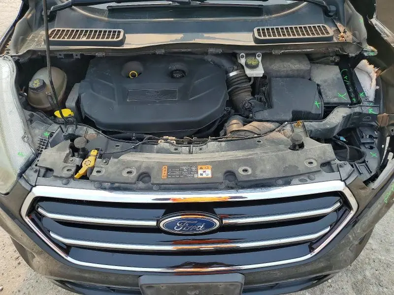 2017 FORD ESCAPE TITANIUM  