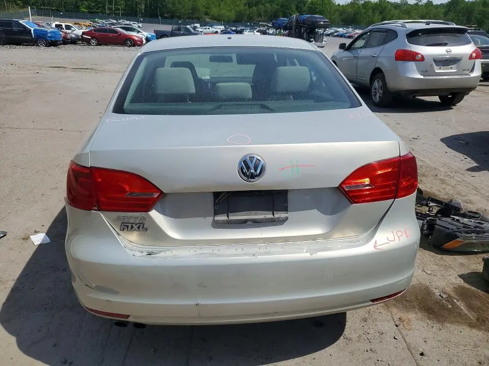 2012 VOLKSWAGEN JETTA BASE  