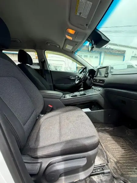2021 HYUNDAI KONA SEL  