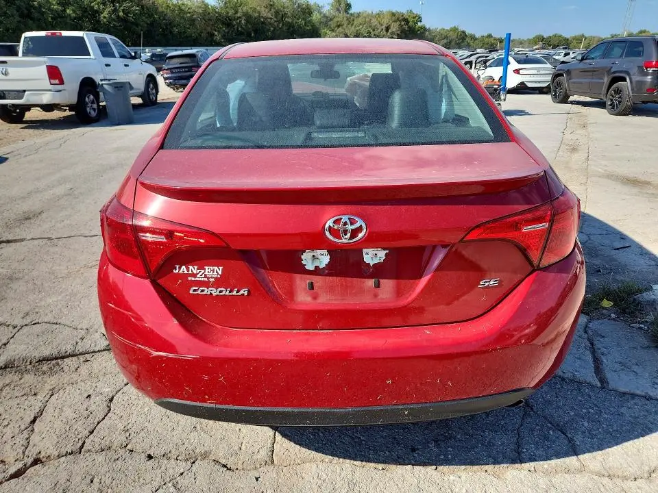 2017 TOYOTA COROLLA SE  
