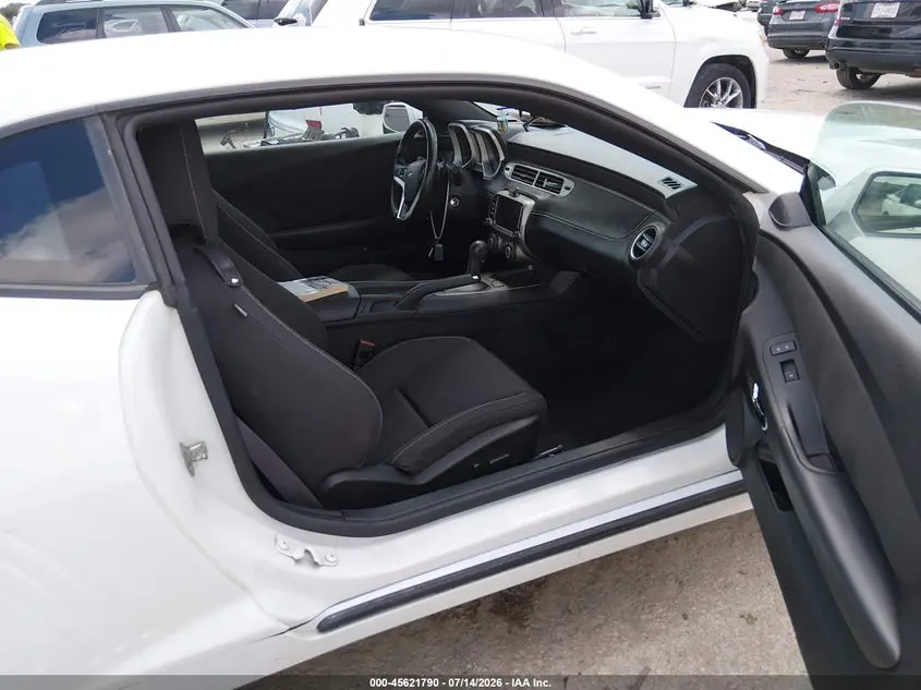 2015 CHEVROLET CAMARO 1LT