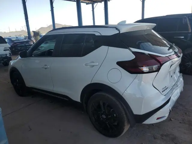 2022 NISSAN KICKS SR  